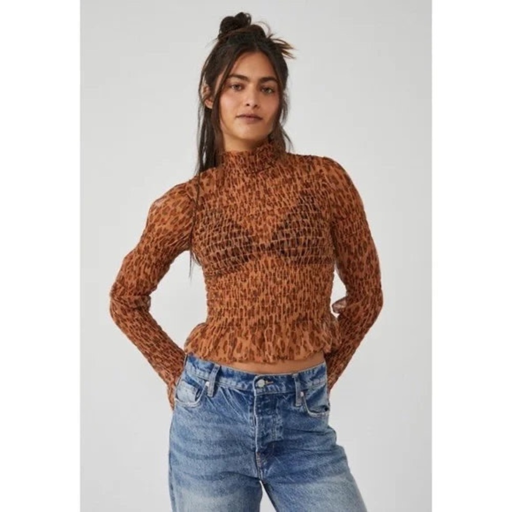 FREE PEOPLE Smocked HELLO‎ THERE Mesh Top Leopard Print Long Sleeve Size XS